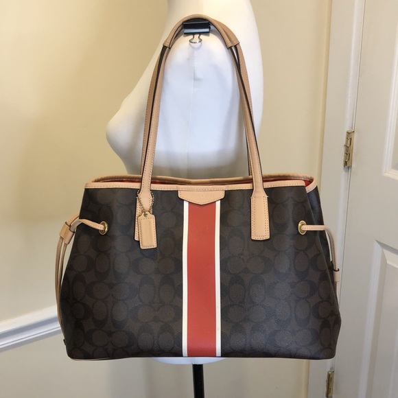 COACH Black Jacquard Signature C Red Racing Stripe Bucket Shoulder Bag - Picture 1 of 17